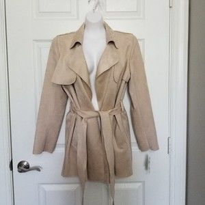 Bar III Trench coat style jacket Size Medium NWT Britsh Beige color
